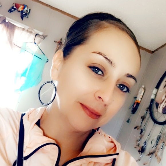 Meet your Posher, Billie - Picture 3 of 9